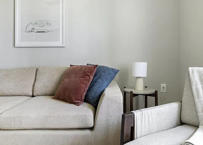 Landing - Modern With Amazing Amenities Fort Worth